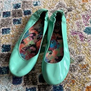 SO Brand Mint Green Flats, Patent Leather